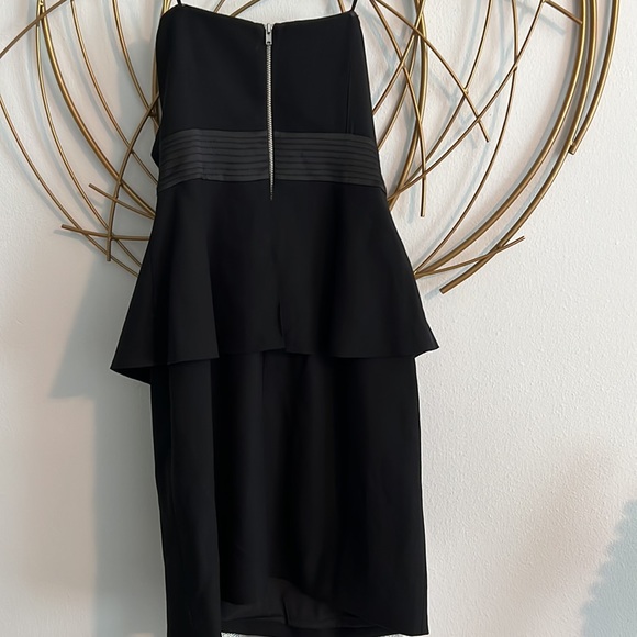 NWT Elizabeth and James strapless dress - Picture 4 of 10